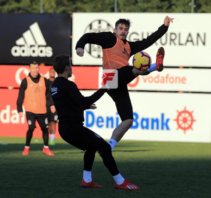 Beşiktaşa Fenerbahçe derbisi öncesi kötü haber