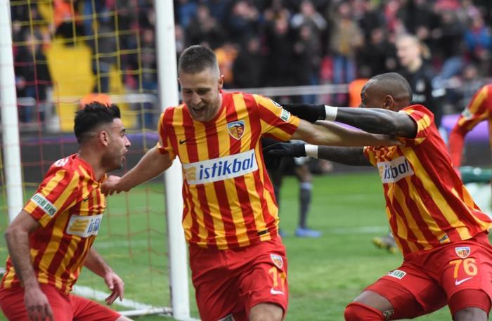 Fanatik yazarlarının Kayserispor - Beşiktaş maçı yorumları