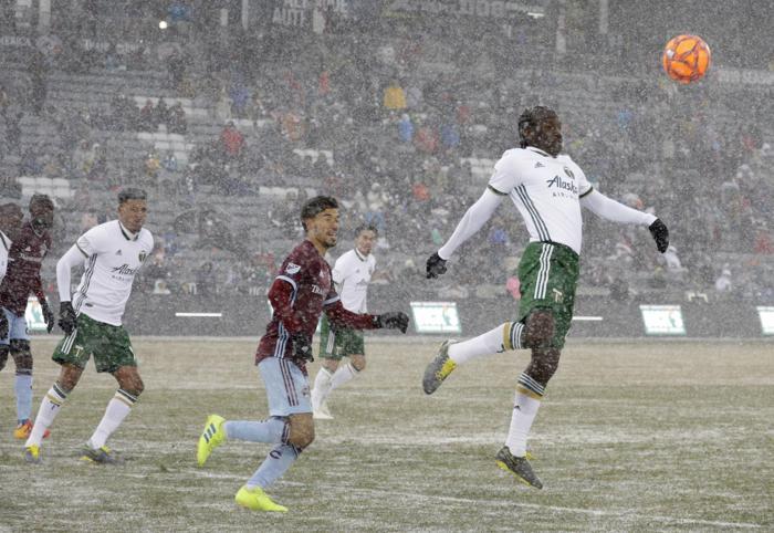 MLS maçında hakem buz kesti