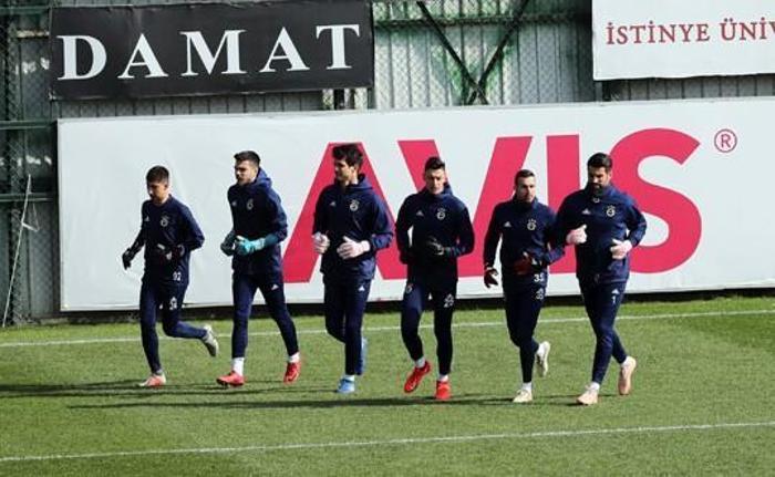 Fenerbahçede Zenit maçı öncesi Tolgay müjdesi