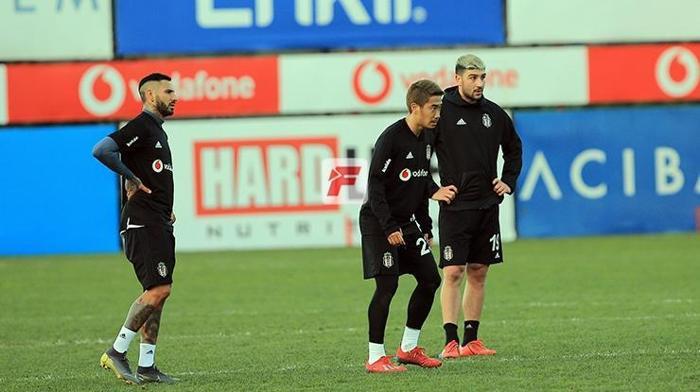 Beşiktaşa Fenerbahçe derbisi öncesi kötü haber