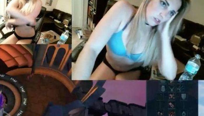 Twitch yayınında soyundu