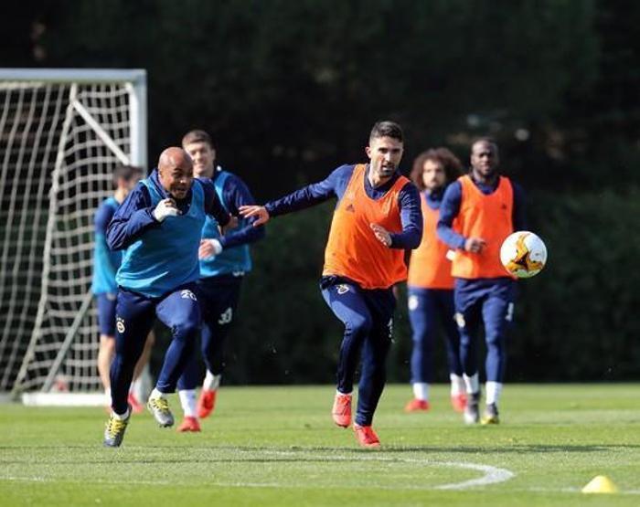 Fenerbahçede Zenit maçı öncesi Tolgay müjdesi