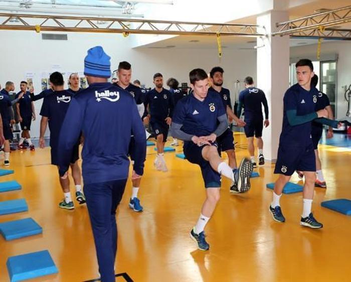 Fenerbahçede Zenit maçı öncesi Tolgay müjdesi