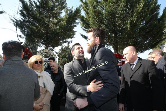 Ömer Onanın babası Utku Onan son yolculuğuna uğurlandı