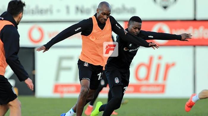Beşiktaşa Fenerbahçe derbisi öncesi kötü haber