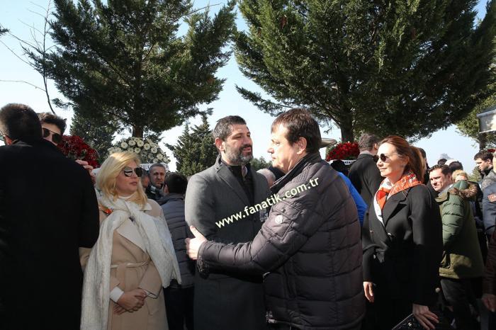 Ömer Onanın babası Utku Onan son yolculuğuna uğurlandı