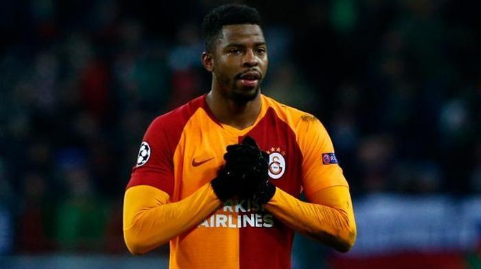 Galatasarayda flaş gelişme Sözleşmesi uzuyor