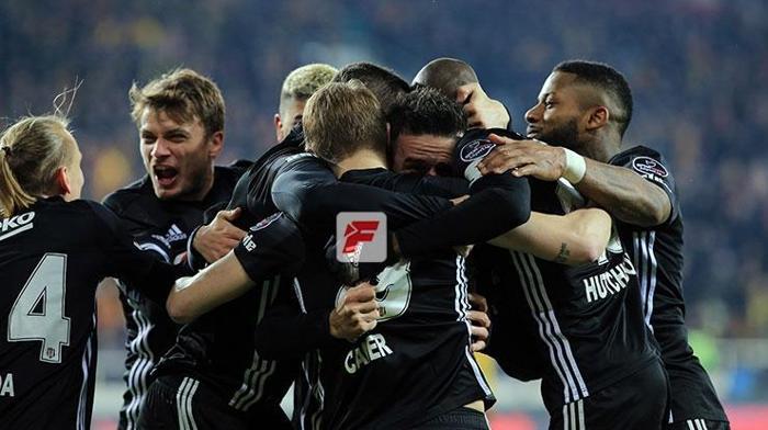 Beşiktaş yedek kulübesinde panik Ucuz kurtuldu...