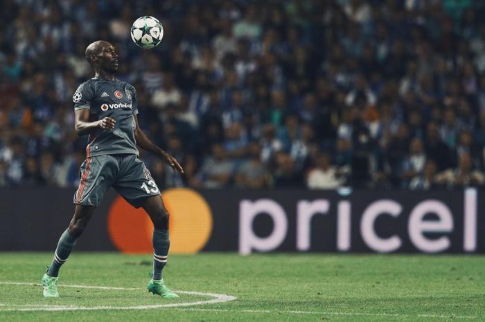 Atiba Hutchinson küllerinden doğdu