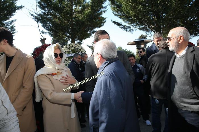 Ömer Onanın babası Utku Onan son yolculuğuna uğurlandı