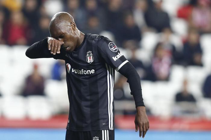 Atiba Hutchinson küllerinden doğdu
