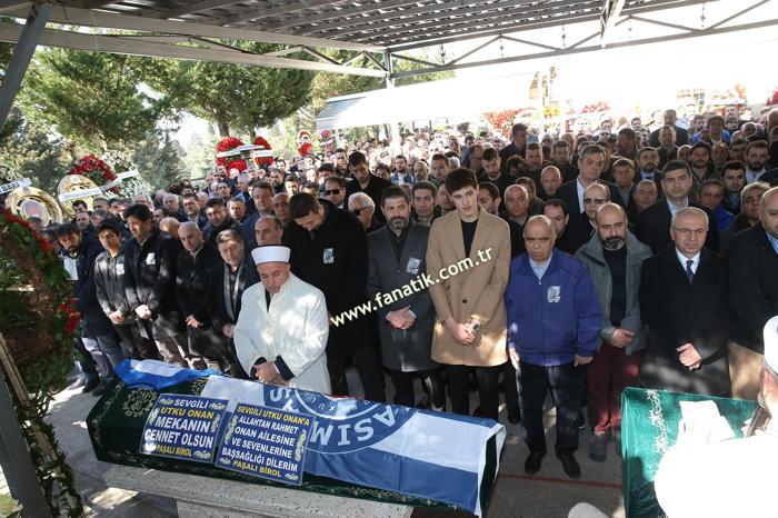 Ömer Onanın babası Utku Onan son yolculuğuna uğurlandı