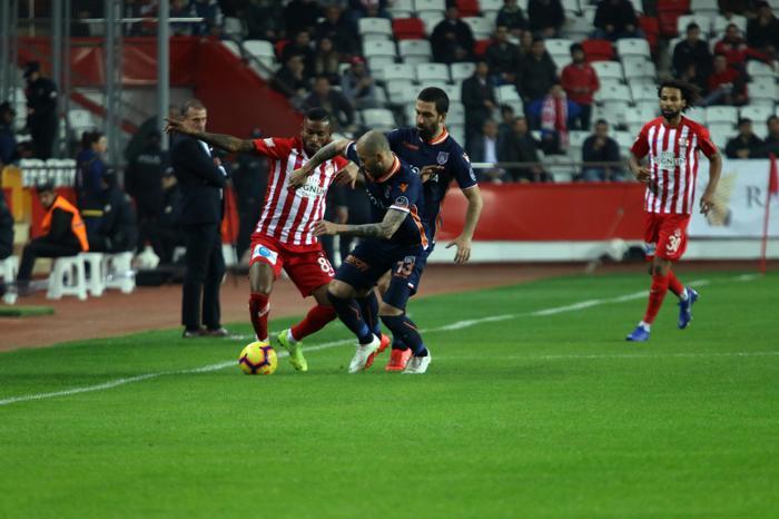 Arda Turandan alkışlanacak hareket