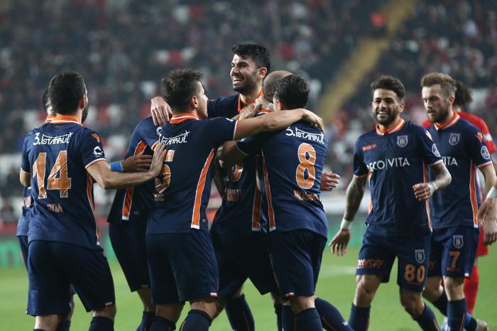 Arda Turandan alkışlanacak hareket