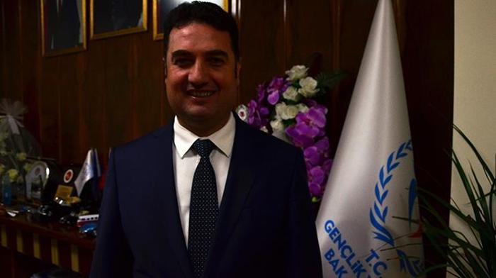 Adanada yeni stadın çatısı tamamlandı