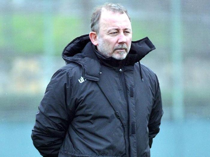 Beşiktaşta gözler Sergen Yalçında