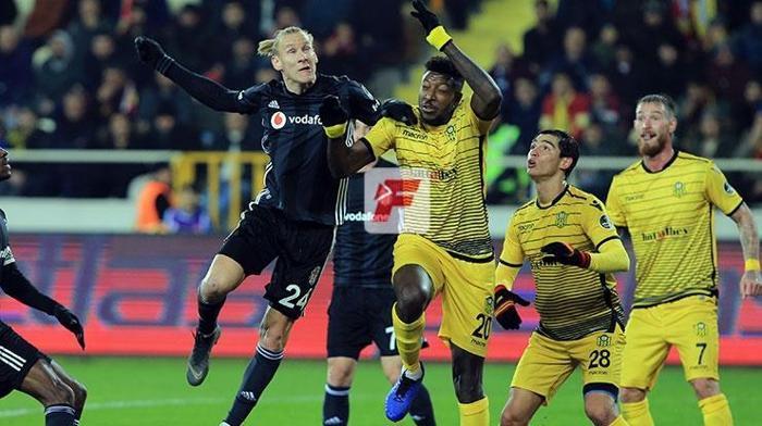 Beşiktaş yedek kulübesinde panik Ucuz kurtuldu...
