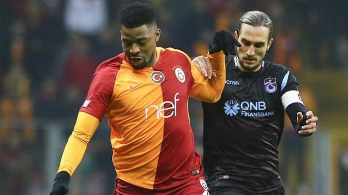 Galatasarayda flaş gelişme Sözleşmesi uzuyor