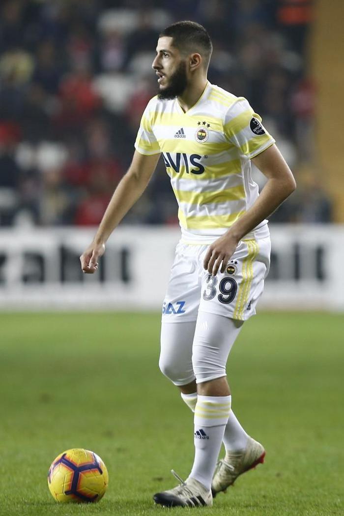 Fenerbahçede kadro sıkıntısı Ersun Yanalı zor günler bekliyor