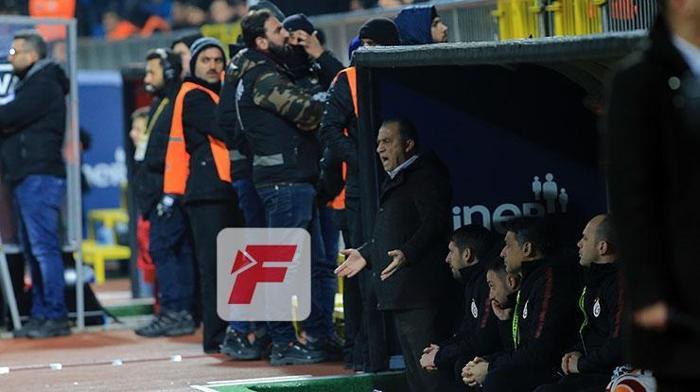 Kasımpaşa-Galatasaray maçından kareler