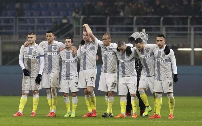 Interde büyük problem Yuto Nagatomo ve Caner Erkin...