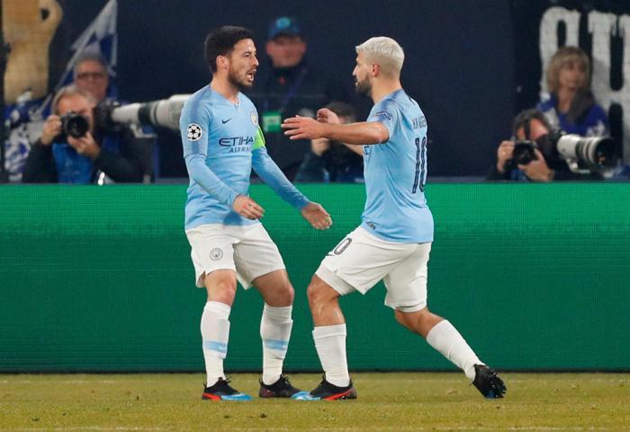 Devler Liginde Agüero rüzgarı