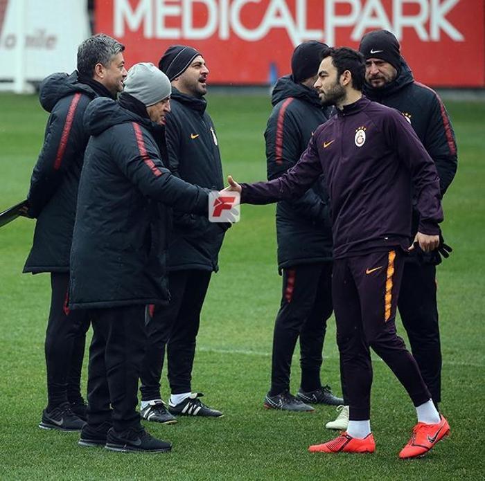 Fatih Terim Galatasaray - Benfica maçı öncesi idmanda şov yaptı