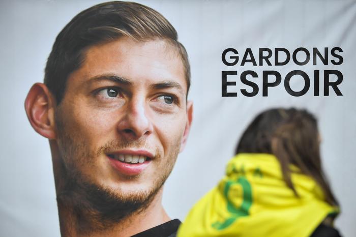Emiliano Sala ile ilgili bonservis tartışması bitmiyor Cardifften açıklama...