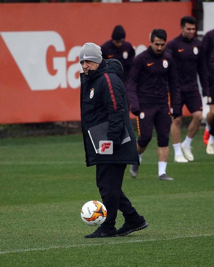 Fatih Terim Galatasaray - Benfica maçı öncesi idmanda şov yaptı