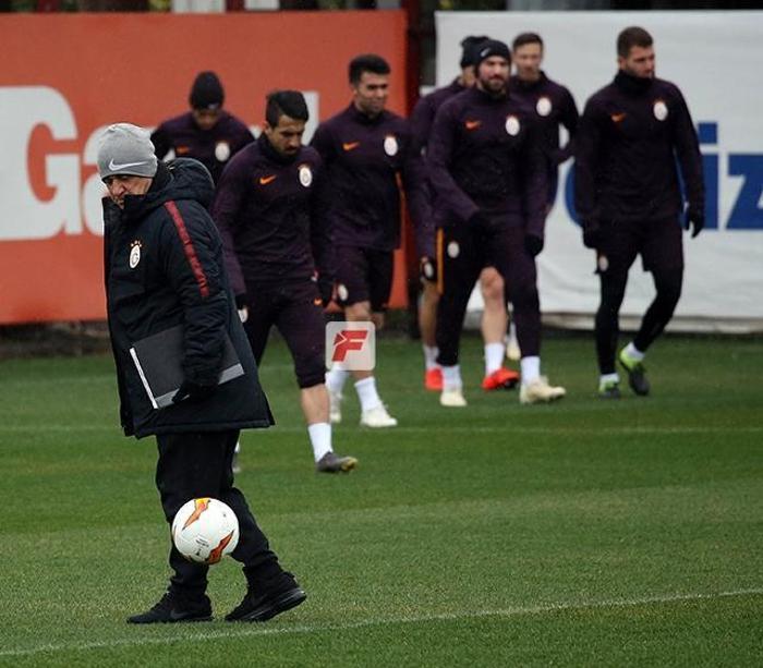 Fatih Terim Galatasaray - Benfica maçı öncesi idmanda şov yaptı