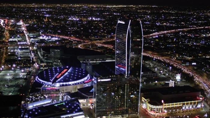 Lakers ve Clippersın evi Staples Centerda askeri tatbikat