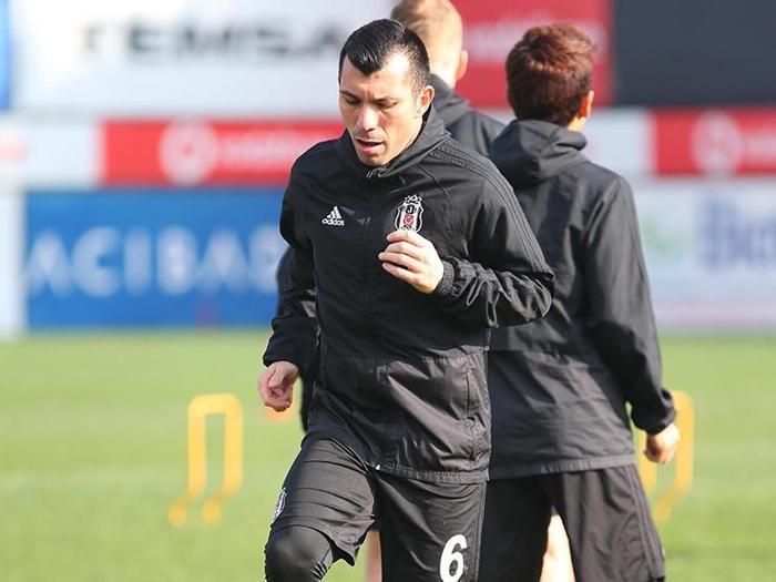 Garry Medel gitmediğine pişman