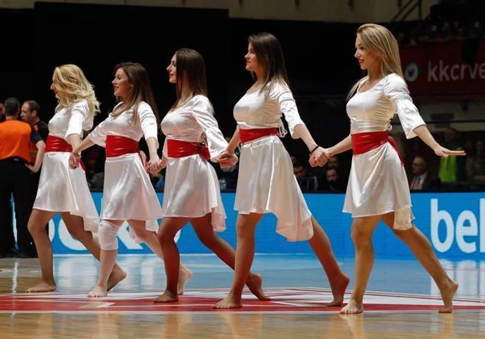 EuroLeaguede EFES Dance Challenge heyecanı başladı