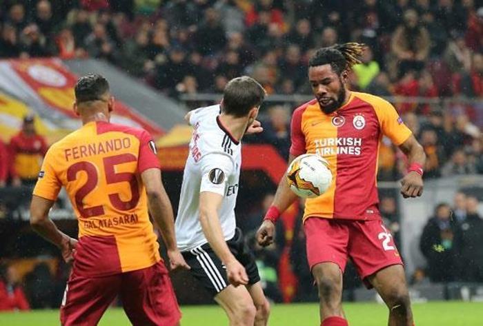 Benfica maçında dikkat çeken detay Tam 6 futbolcu...