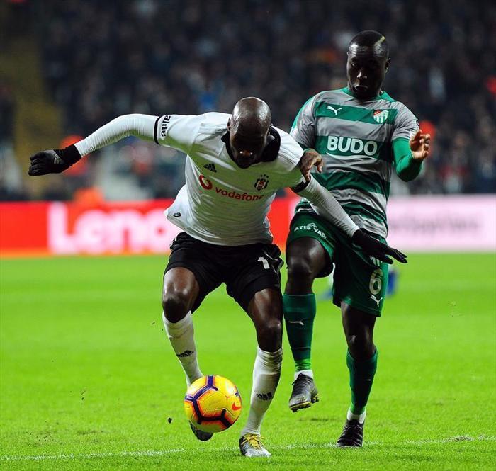 Beşiktaşın Atiba kararı Sözleşmesi bitiyor