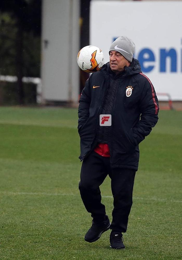 Fatih Terim Galatasaray - Benfica maçı öncesi idmanda şov yaptı