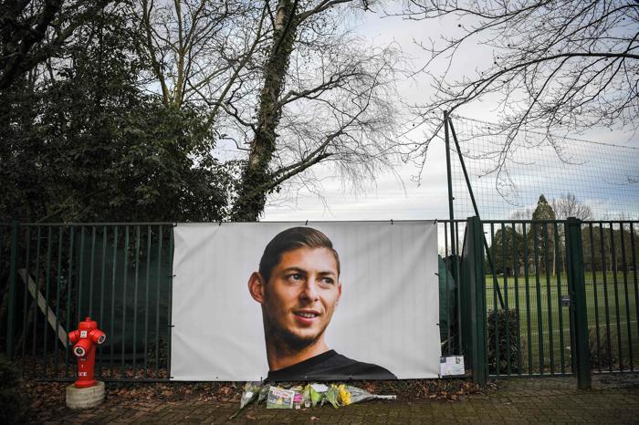 Emiliano Sala ile ilgili bonservis tartışması bitmiyor Cardifften açıklama...