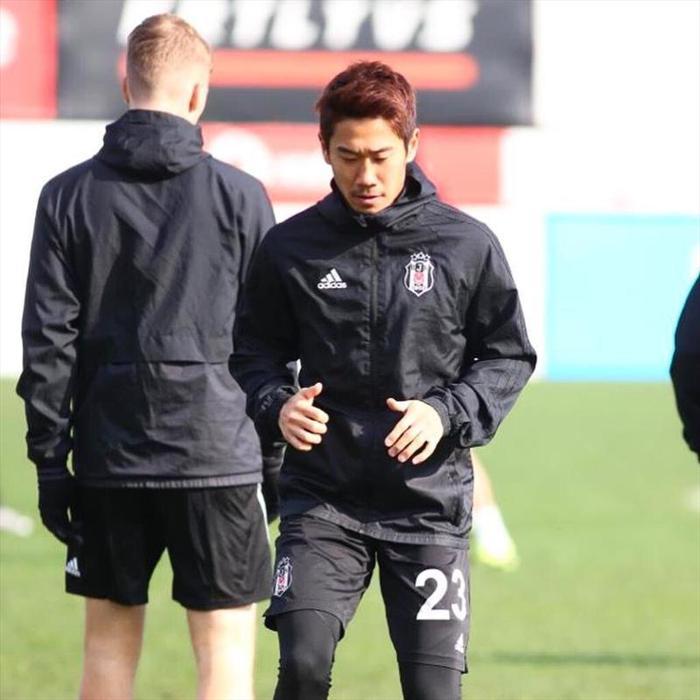 Beşiktaşın Atiba kararı Sözleşmesi bitiyor