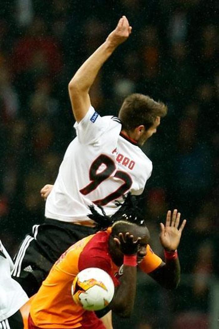 Benfica maçında dikkat çeken detay Tam 6 futbolcu...