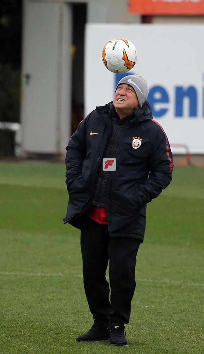 Fatih Terim Galatasaray - Benfica maçı öncesi idmanda şov yaptı