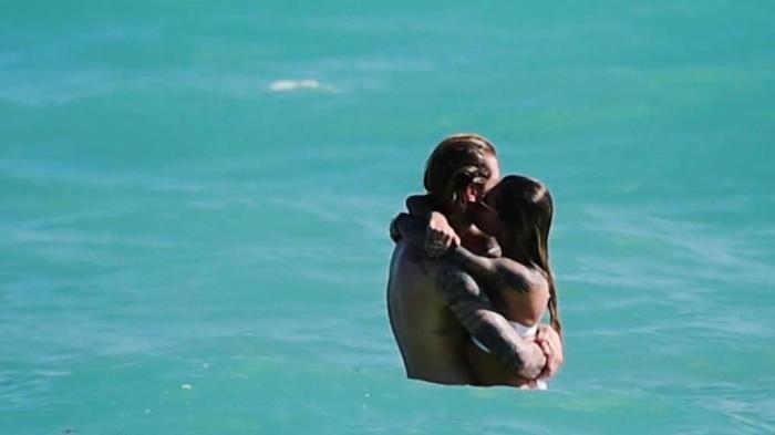 Beşiktaşlı Loris Karius, Malatyaspor maçı sonrası Sophia Thomallanın yanına uçtu