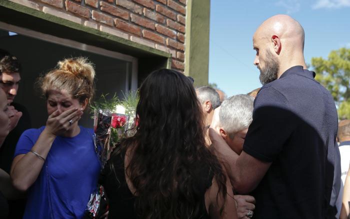Emiliano Sala son yolculuğuna uğurlandı
