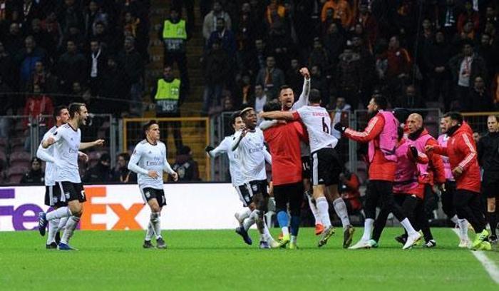 Benfica maçında dikkat çeken detay Tam 6 futbolcu...