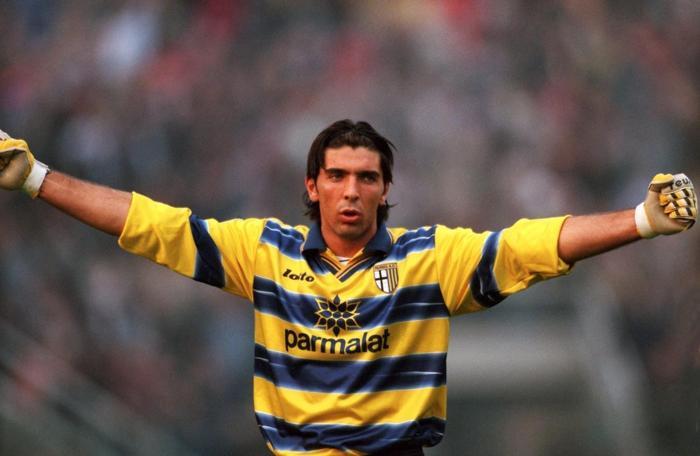 Buffon futbol hayatına başladığında o isimler daha doğmamıştı