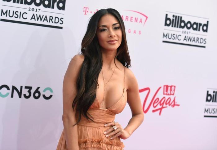 Nicole Scherzinger ve Lewis Hamiltonın yatak görüntüleri internete sızdı