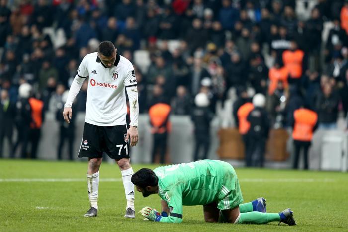 Fanatik yazarlarının Beşiktaş - Fenerbahçe maçı yorumları