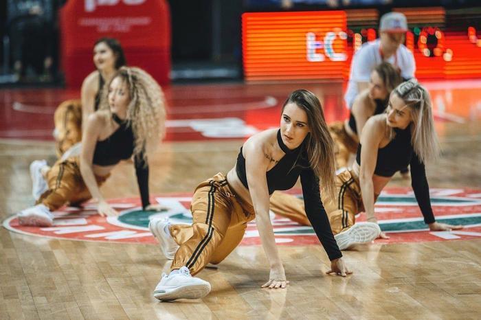 EuroLeaguede EFES Dance Challenge heyecanı başladı