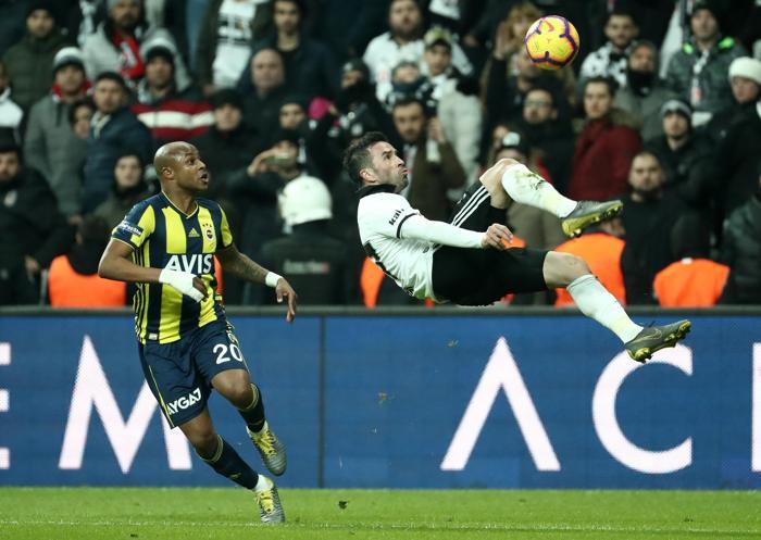 Fanatik yazarlarının Beşiktaş - Fenerbahçe maçı yorumları