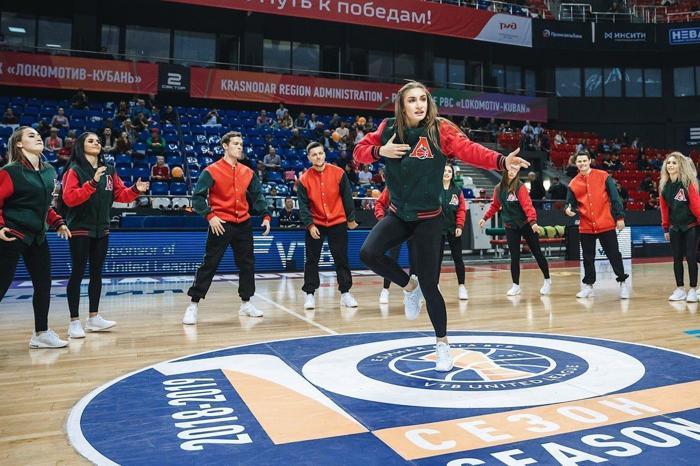 EuroLeaguede EFES Dance Challenge heyecanı başladı